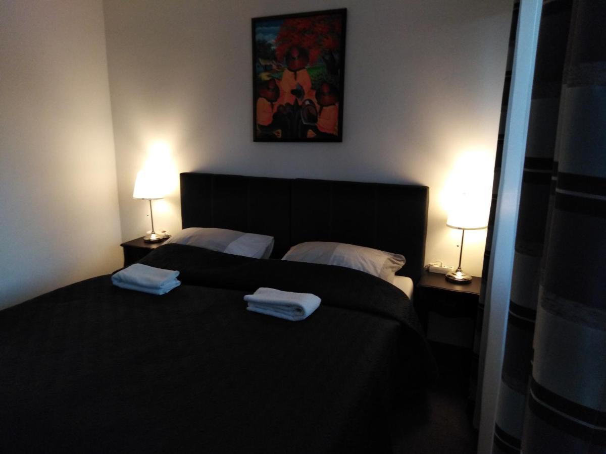 Filsdeger Haz - Central Rooms & Apartmans Buitenkant foto