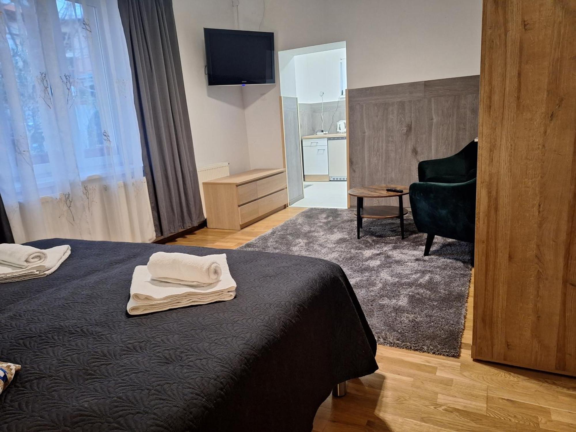 Filsdeger Haz - Central Rooms & Apartmans Buitenkant foto